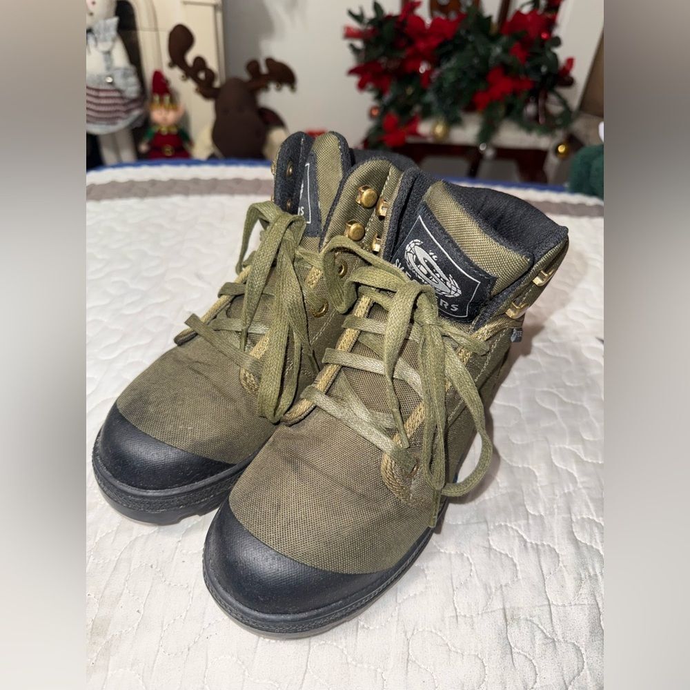 Women’s sketchers ROTUND-DARRAGH boots size 7.5